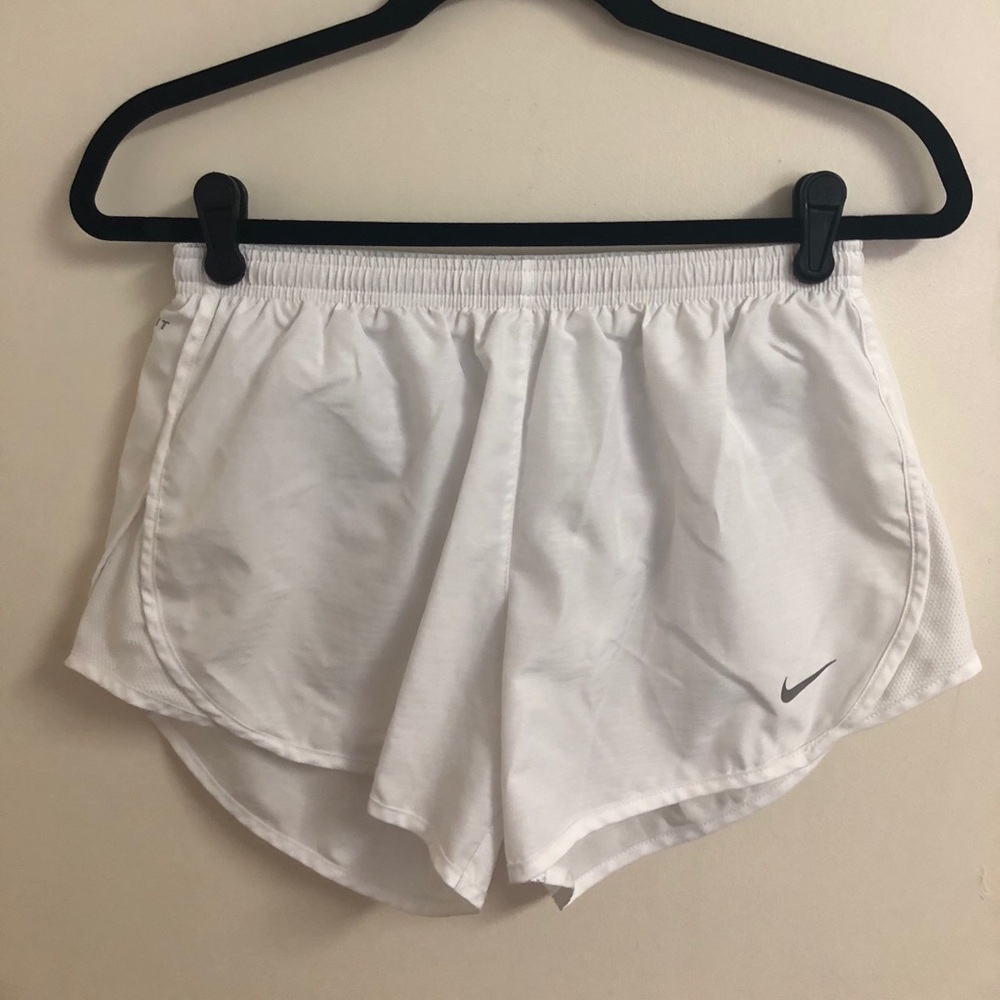 Nike Modern Tempo Running Shorts - White